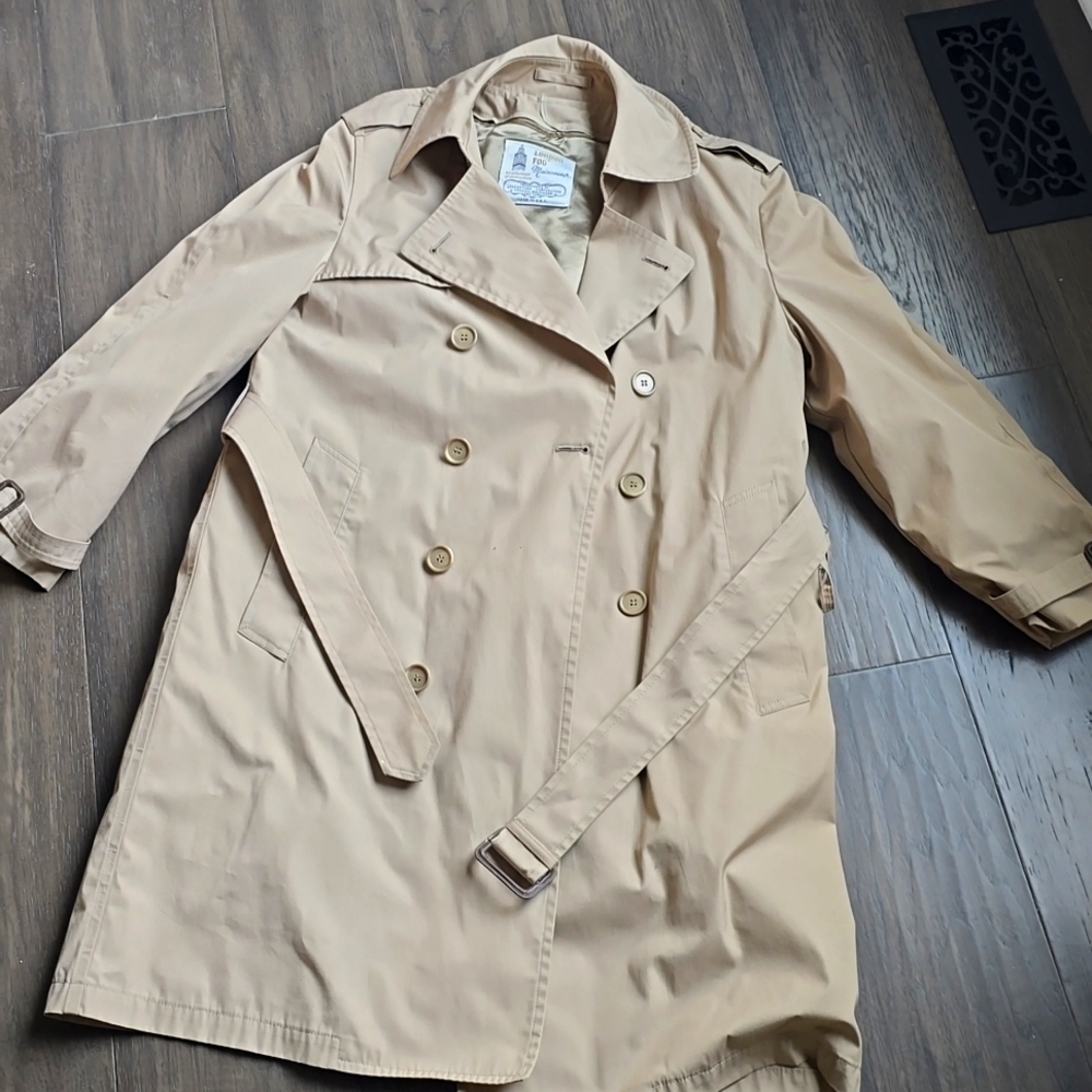 London Fog Peacoat 36 shorty